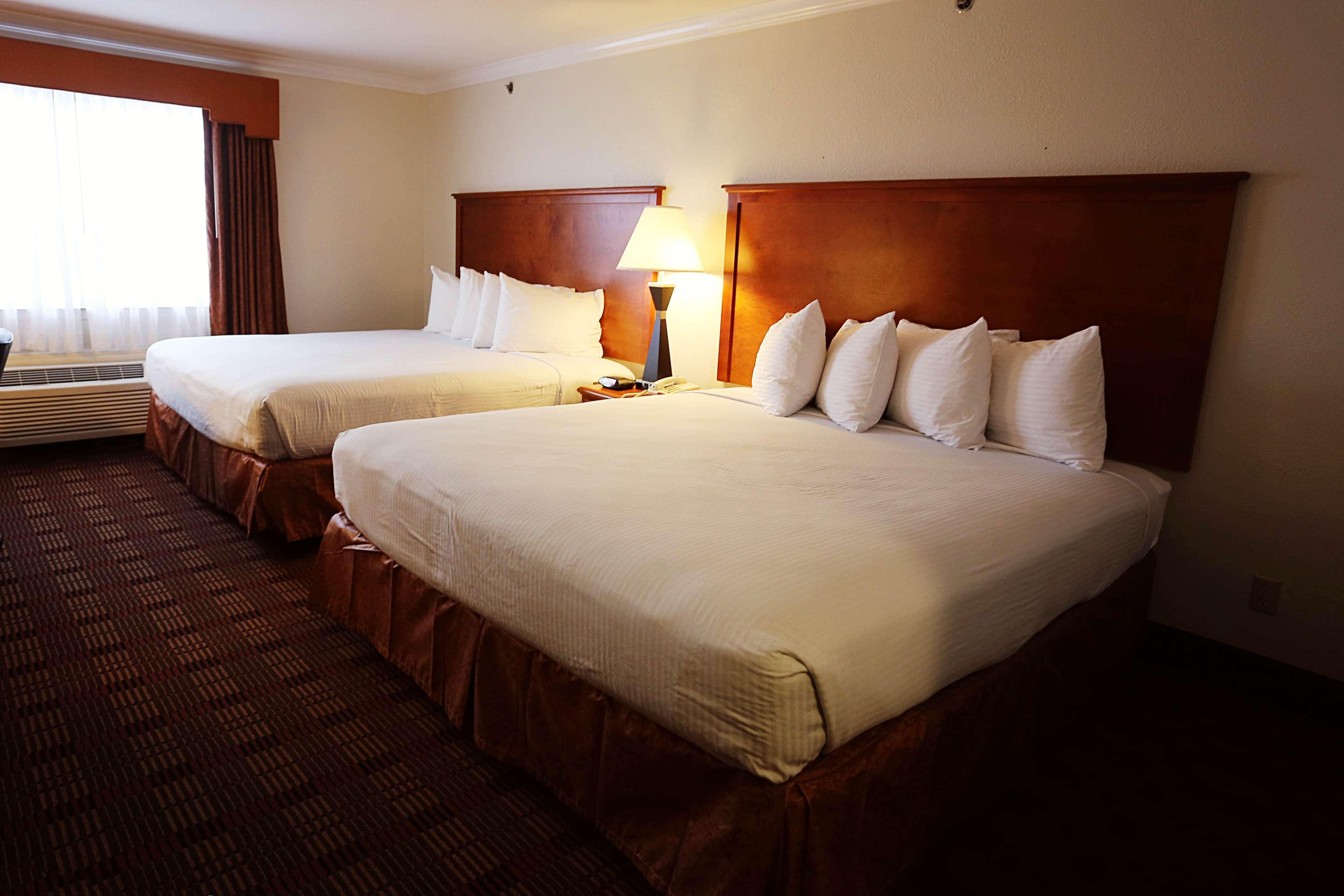 Best Western Club House Inn & Suites Mineral Wells Buitenkant foto
