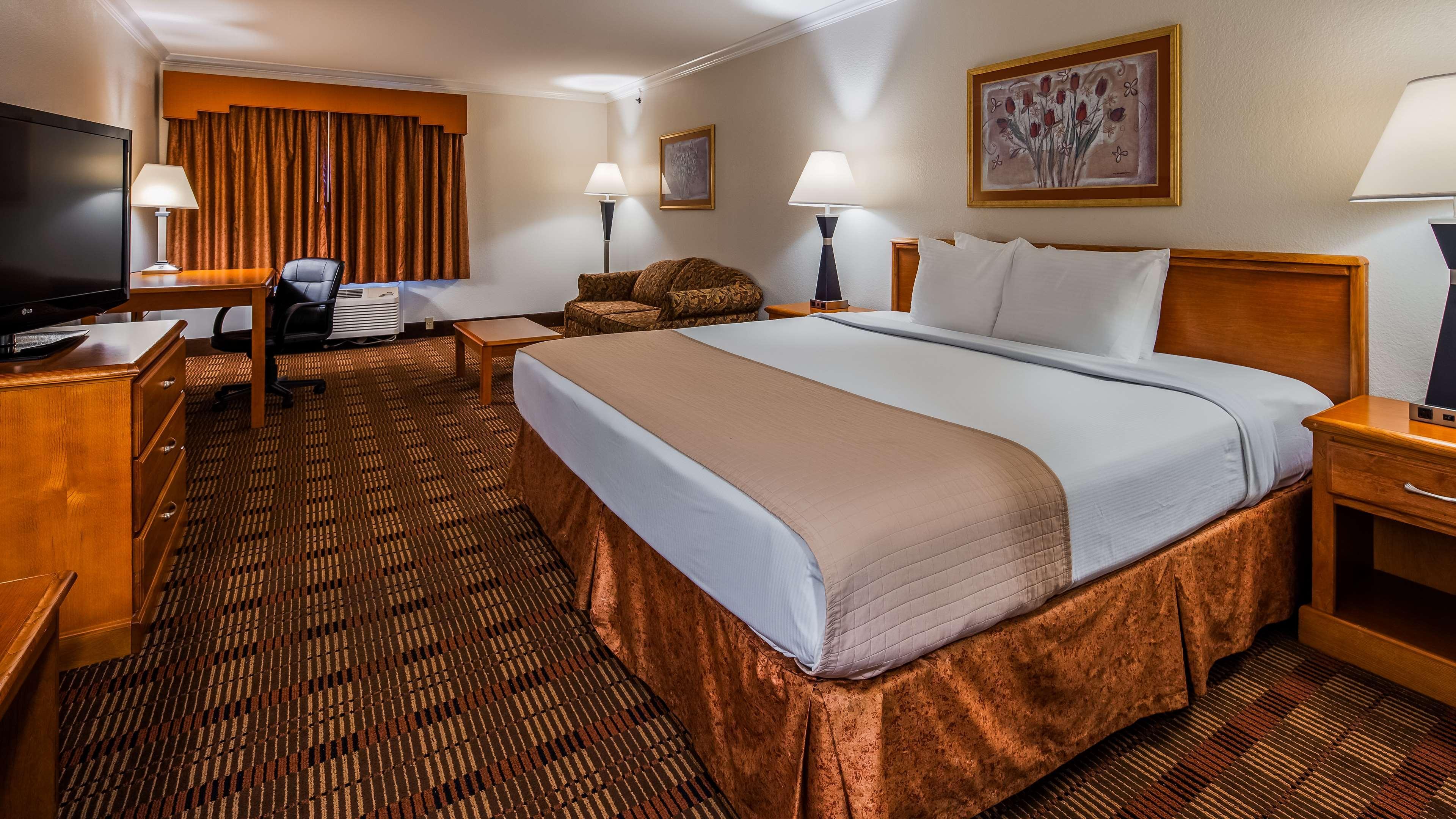 Best Western Club House Inn & Suites Mineral Wells Buitenkant foto