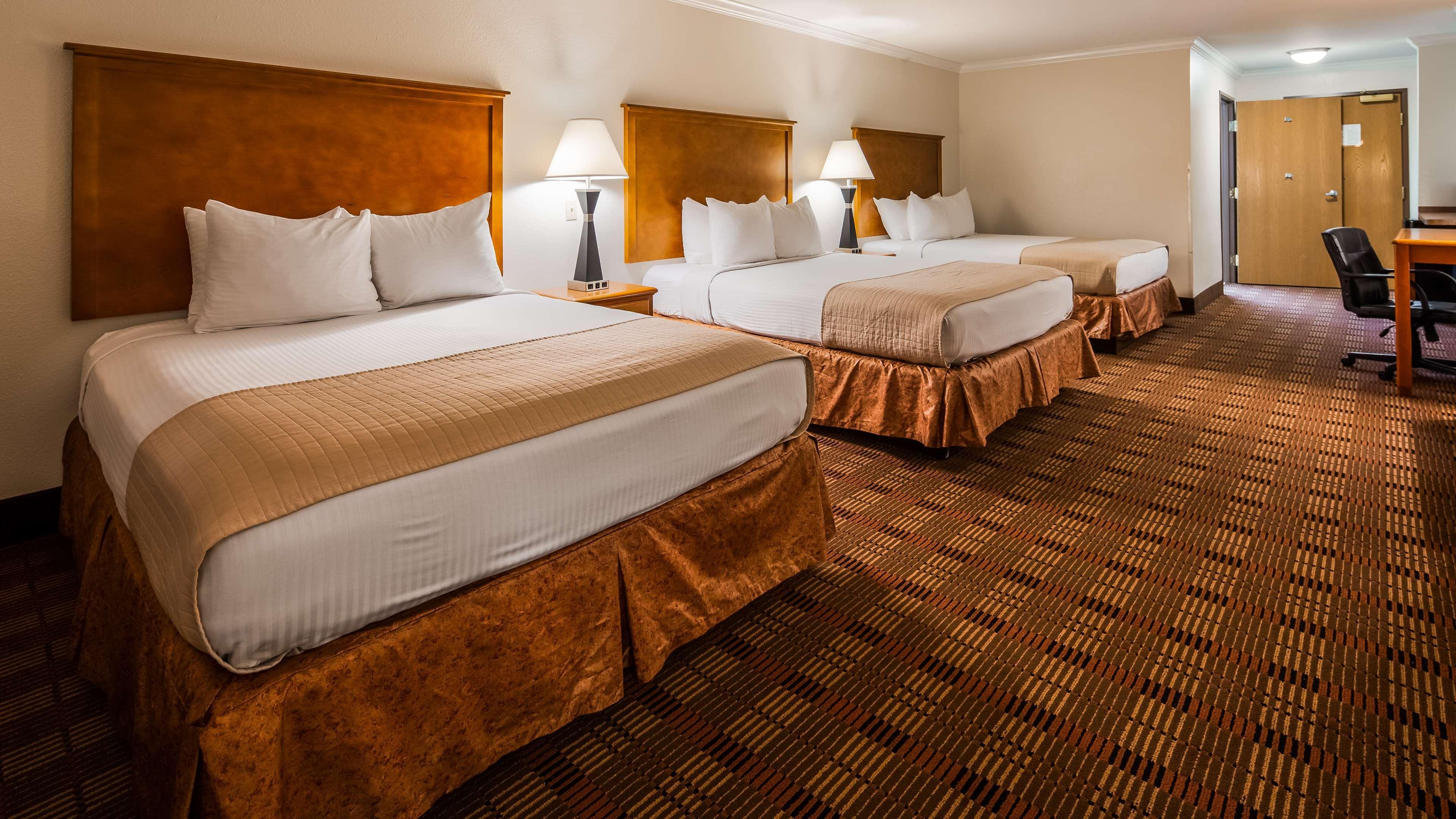 Best Western Club House Inn & Suites Mineral Wells Buitenkant foto