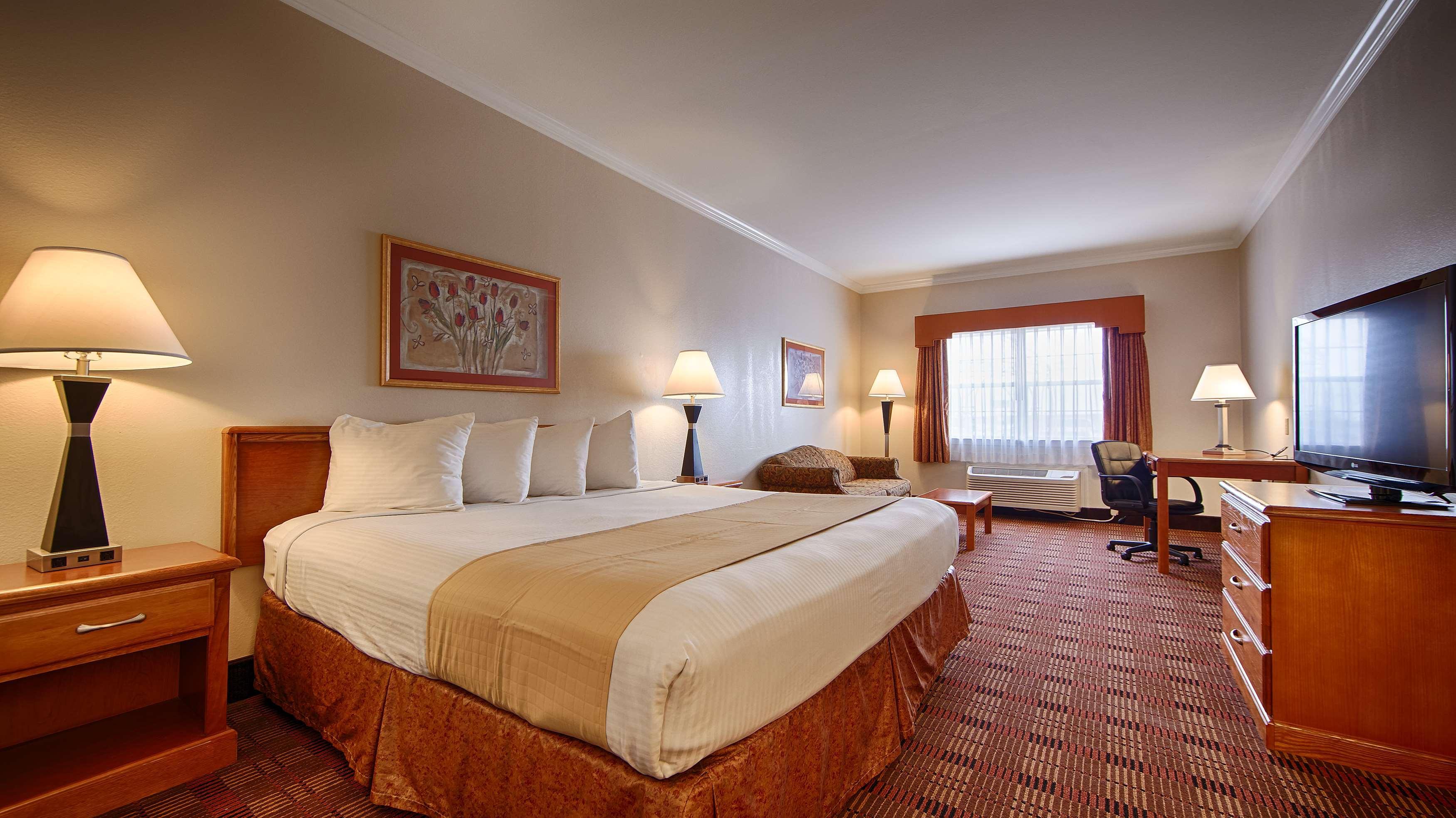 Best Western Club House Inn & Suites Mineral Wells Buitenkant foto