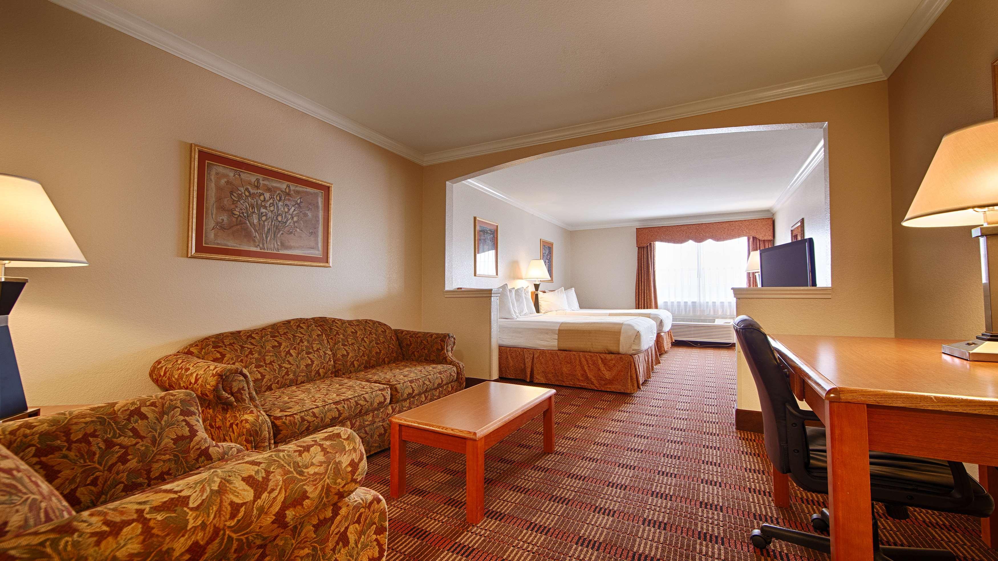 Best Western Club House Inn & Suites Mineral Wells Buitenkant foto