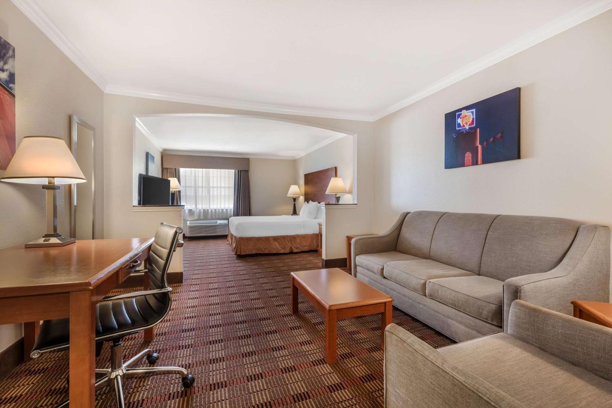 Best Western Club House Inn & Suites Mineral Wells Buitenkant foto