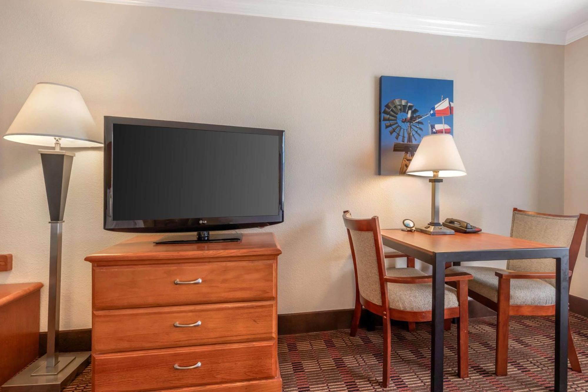 Best Western Club House Inn & Suites Mineral Wells Buitenkant foto
