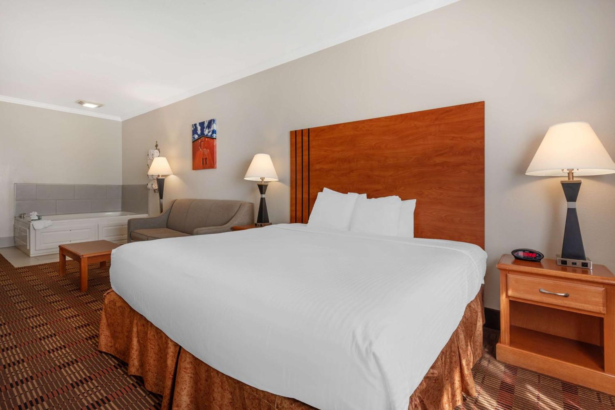 Best Western Club House Inn & Suites Mineral Wells Buitenkant foto