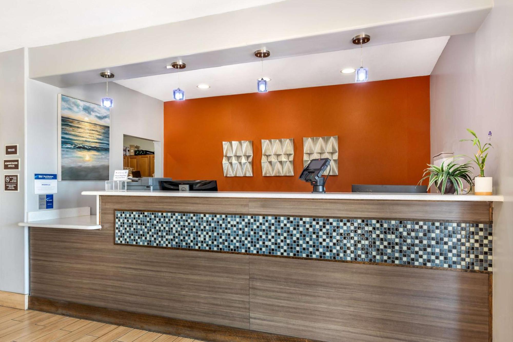 Best Western Club House Inn & Suites Mineral Wells Buitenkant foto